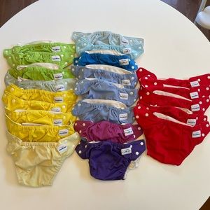 Bundle of cloth diaper covers & inserts